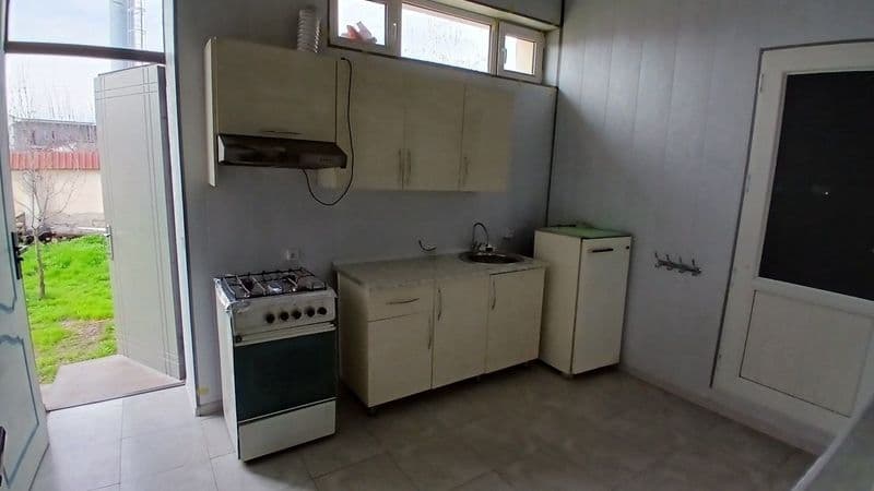 Toshkent ahahar Bektemir tumanida 2 xonali tamirlangan uy FU