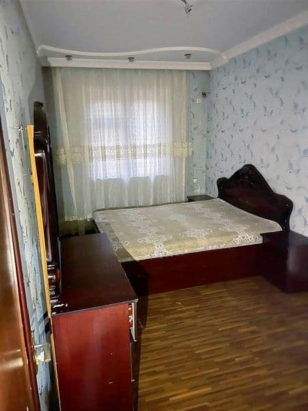 Чилонзор 6-квартал Мирзо Улугбек метро оркасида икки хоналик