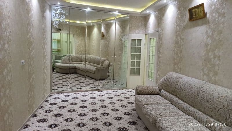 Сдается   2х комнатная квартира <br />
3 этаж 5 эт. дом. на 