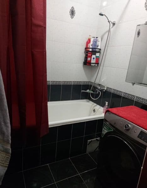 Сдаётся квартира только серьёзным людям <br />
Двух ком квар — фото 2