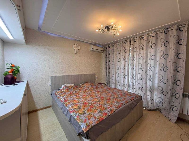 Миробадский  район<br />
<br />
Госпитальный рынок <br />
<b — фото 3