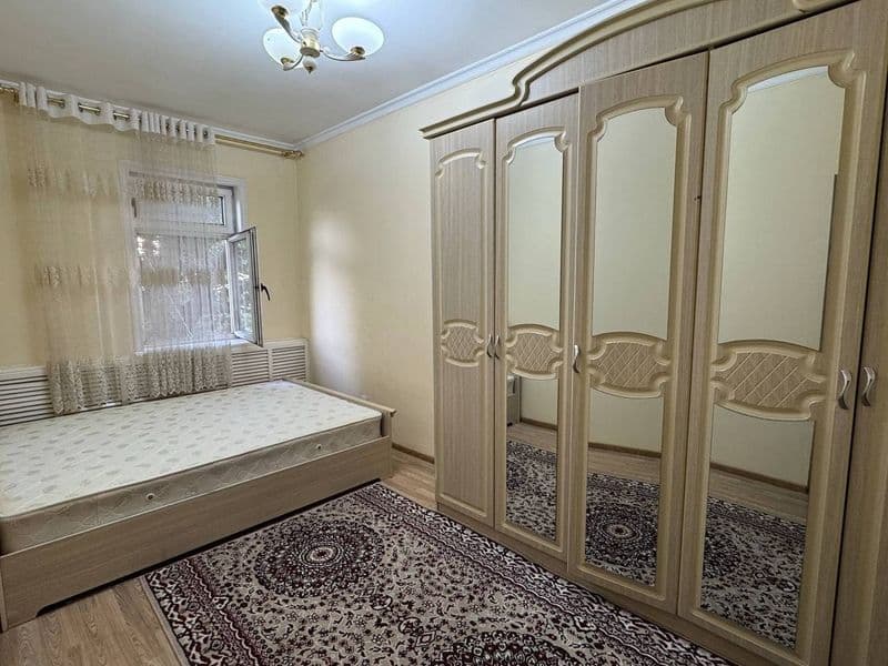 Chilonzor tumani Oasiz savdo markazi orqasida joylashgan 2 x — фото 3