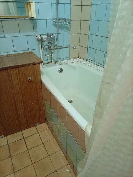 Kvartira holati yaxshi faqat oilaga beriladi narxi oyiga 200 — фото 4