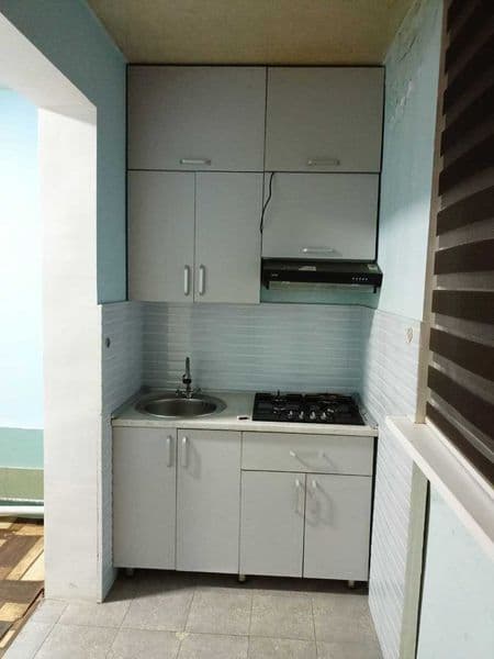 АРЕНДА<br />
Ттз 1 ДИАДОРА <br />
4 Хона<br />
4 этаж<br />
