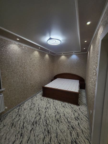 Сдается квартира иностранцам или молодой семье<br />
• Район