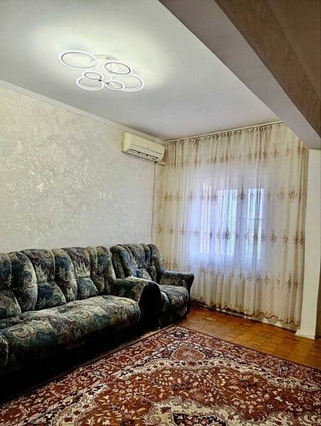 Срочно сдается своя 4 комнатная квартира чистая после ремонт