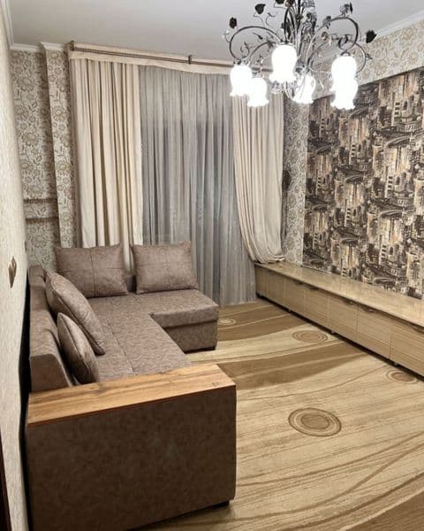 Аренда <br />
Салом чойхона<br />
2/2/5<br />
Кирпичные дома