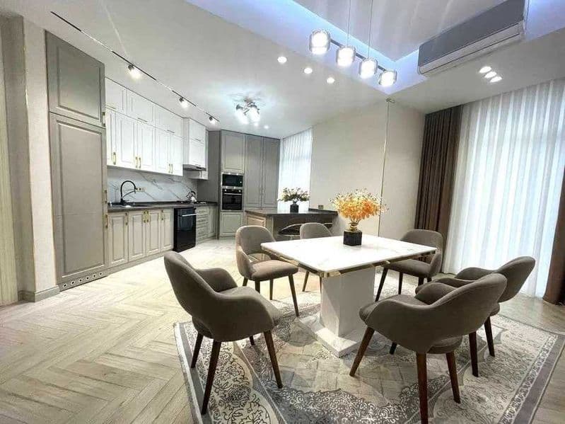 Сдается 2ъ-комнатная квартира<br />
Адрес :  Мирзо-Улугбекск