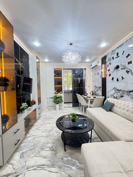 Arenda kvartira<br />
Chilonzor 10kv<br />
Opp: nomdor<br />