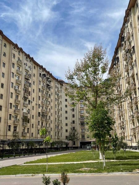 Уютная 2-х комнатная  квартира с  Евро ремонтом в том числе 