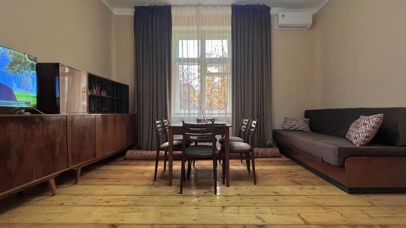 Сдается в долгосрочную аренду своя 3-х комнатная квартира в 