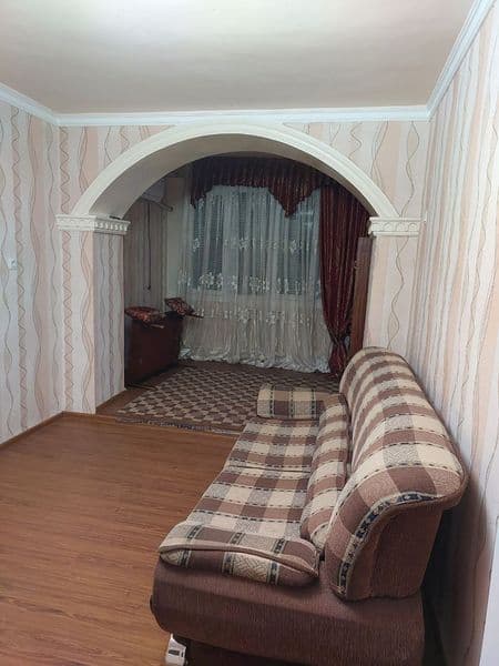 Сдаётся на долгосрочную аренду двух комнатная квартира Мирзо