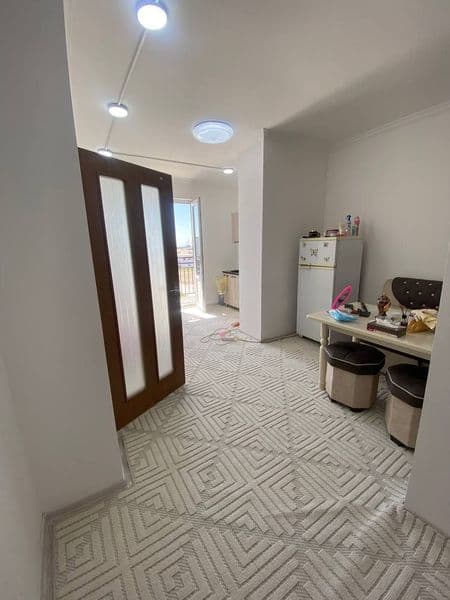 Toza pokiza qiz kerak 2 xona 1 xonasiga qoyaman xama sharoyi