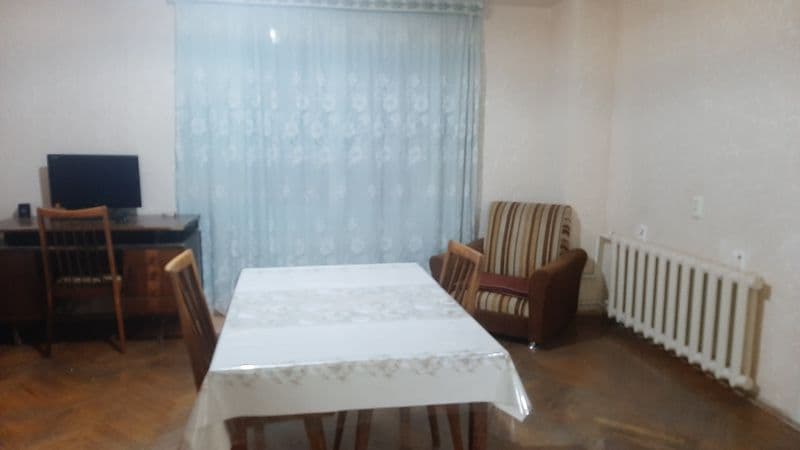 Без посредников. Ремонт средний. Чистая. Двухпеределанная в  — фото 3