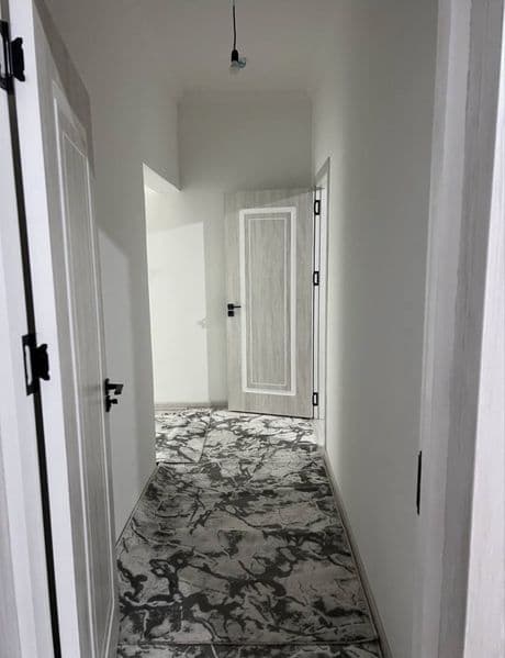 Яккасарайский район <br />
2 комнота <br />
4 етаж <br />
9 