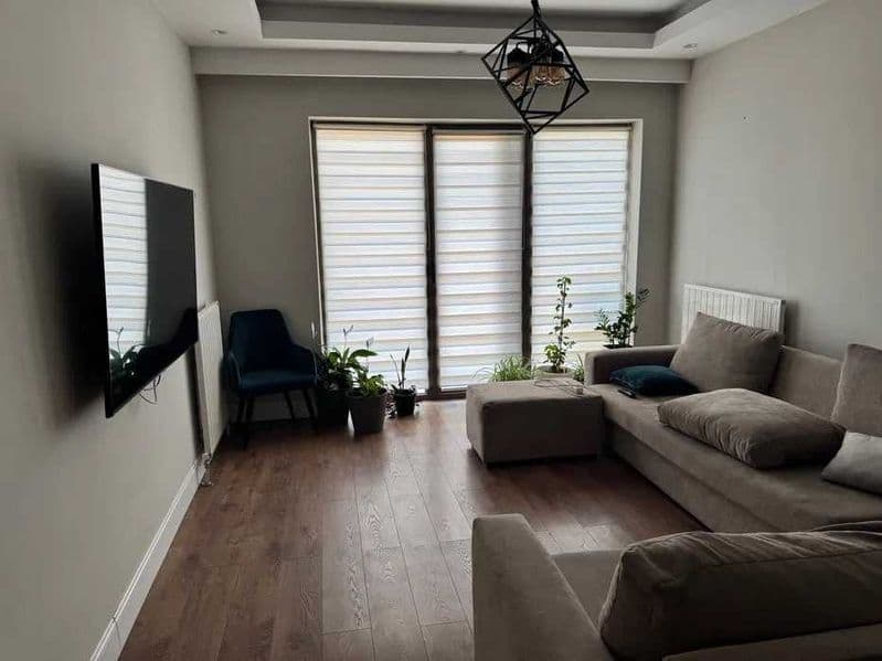 Район: Яккасарайский<br />
Адрес: ул: Бобур<br />
<br />
• К — фото 3