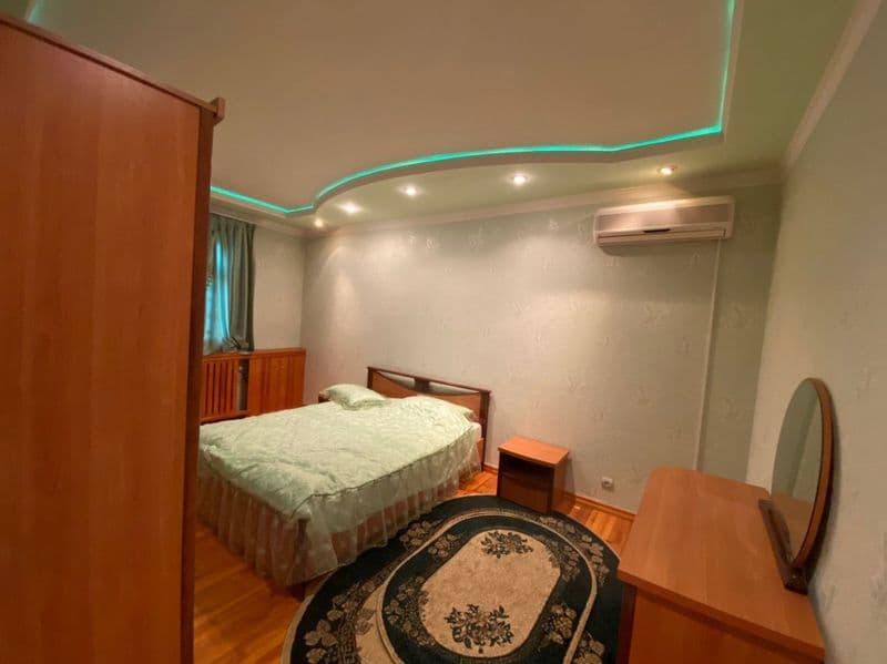 130кв.м <br />
950$<br />
<br />
Мирзо улугбек ,кодирова коч