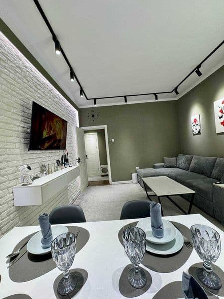 Сдаётся КЛАССНАЯ квартира<br />
<br />
• Район: Юнусабадский