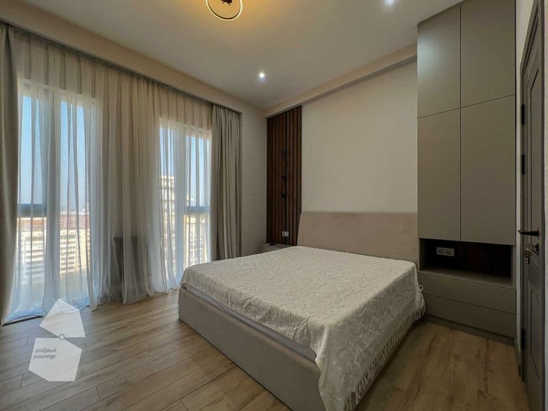 Укомплектованная квартира с двумя балконами, откуда открываю — фото 4