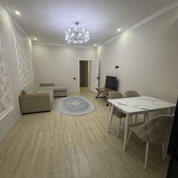 Нужна семья чистая квартира с мебелью <br />
подробно по тел