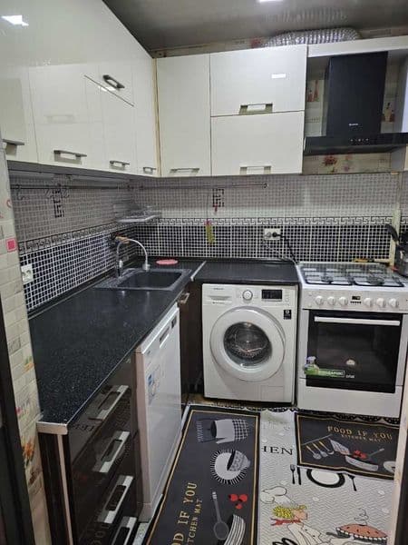 Срочня сдается квартира мирободские район парк фуркат 2 этаж — фото 3