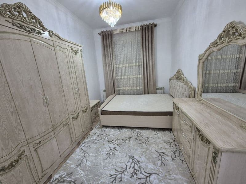 Shayxontohur tumani Xalqlar do'stligi metrosi yonida 2xonali