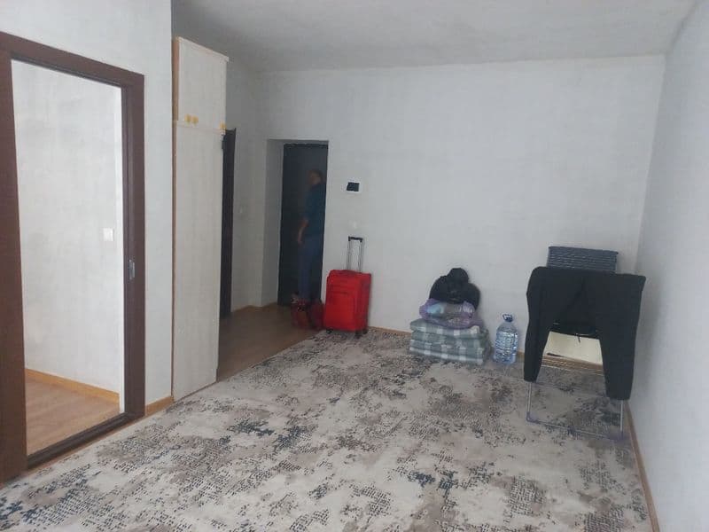 Sergeli bekatida 1-xonali kvartira bor maklersiz xozaynsiz h — фото 2