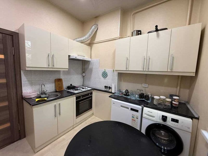 #Аренда<br />
Сдаётся Квартира В Центре  *<br />
Мирабадский