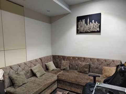 Район: Мирзо Улугбекский<br />
Адрес: Паркентский<br />
Орие