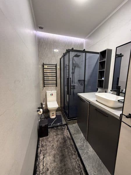 75 квадрат <br />
3-этаж<br />
кухня отдельно 2 комнатная<br — фото 5