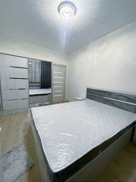 Сергели Дархонда 3 хонали квартира ижарага берилади.<br />
О