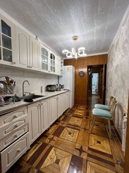 Район: Яккасарайский <br />
Ориентир: Шота Руставели "Океан"