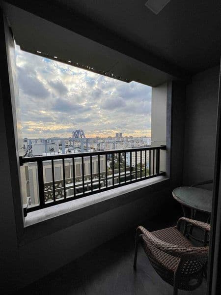 • ЖК: NRG Oybek<br />
• Комнат: 2<br />
• Этаж: 14<br />
• П