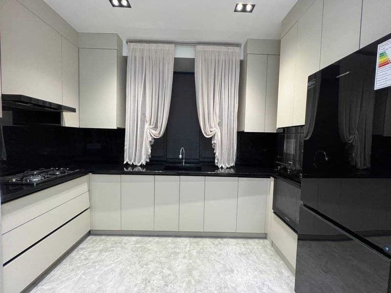 2-комнатная квартира с качественным ремонтом<br />
<br />
Сд — фото 4