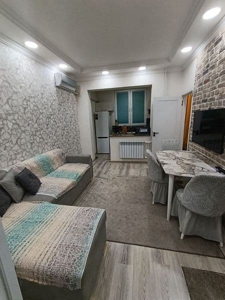 Arenda. Chilonzor 7 kvartal 2 hona 3 hona qilngan 1 etaj 4 e