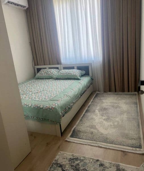 Choshtepa<br />
2 xona 9 etajkada 83 dom<br />
Holati zo'r<b