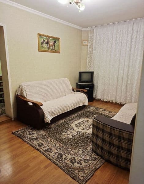 Юнусабад 15кв Аренда 1 комн переделона 2 комн 4 этаж 5 этажн