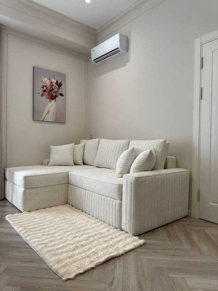 • ЖК:  Akay City<br />
• Комнат: 2<br />
• Этаж: 4<br />
• П — фото 4