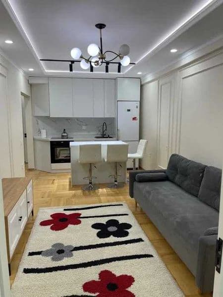 Срочно сдаётся 3 комнатная квартира.<br />
С мебелью и техни