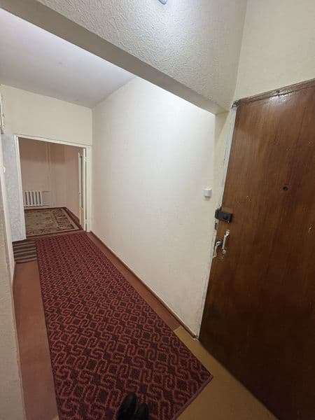 Qizlar va ayolar uchun qulay lakatsiya Farxod bozoriga yaqin