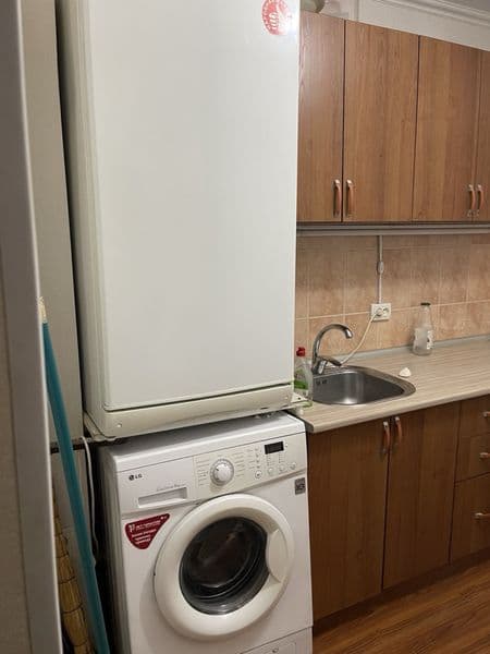 Maksim Gorkiy metro oldida boz bozor yaqinida 1 xonali uy sh — фото 4