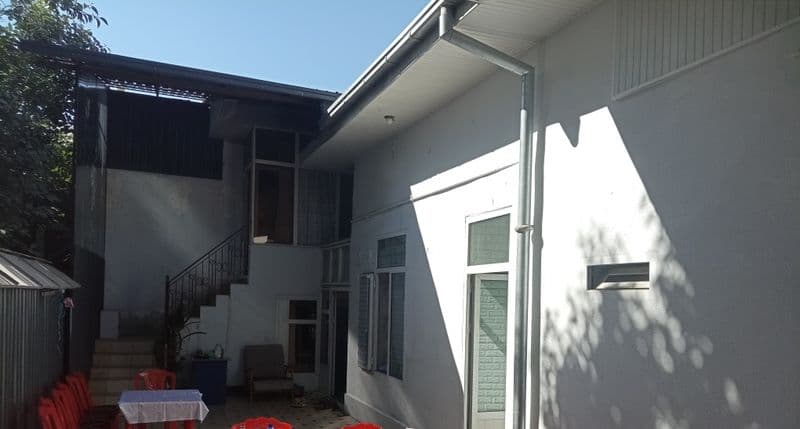 Assalomu alaykum, student qizlarni ijaraga qoʻyamiz, hovlimi