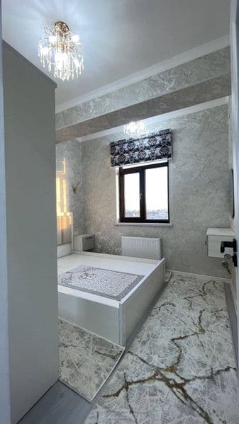 Mirzo Ulug‘bek tumani, Maksim Gorkiy metro yaqinida<br />
2 