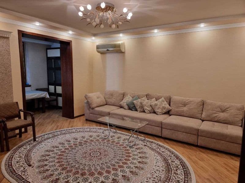 Сдаётся  квартира В ЦЕНТРЕ<br />
#Ориентир - ЦУМ<br />
#Горо