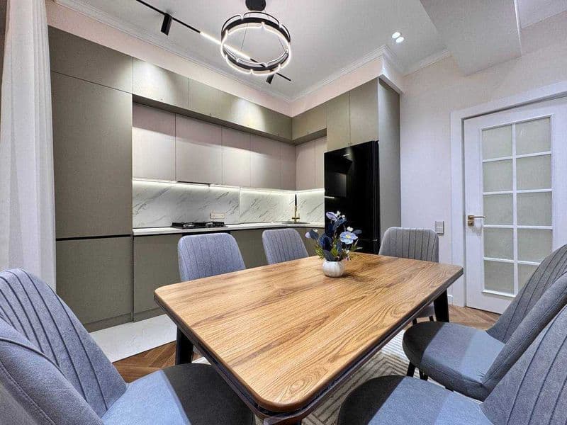 Район: Юнусабад<br />
Адрес:  Xonsaroy<br />
<br />
Комнат:  — фото 4