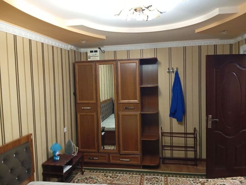 Сдам квартиру на Чиланзар 6кв. Недалеко от оптового рынка. П