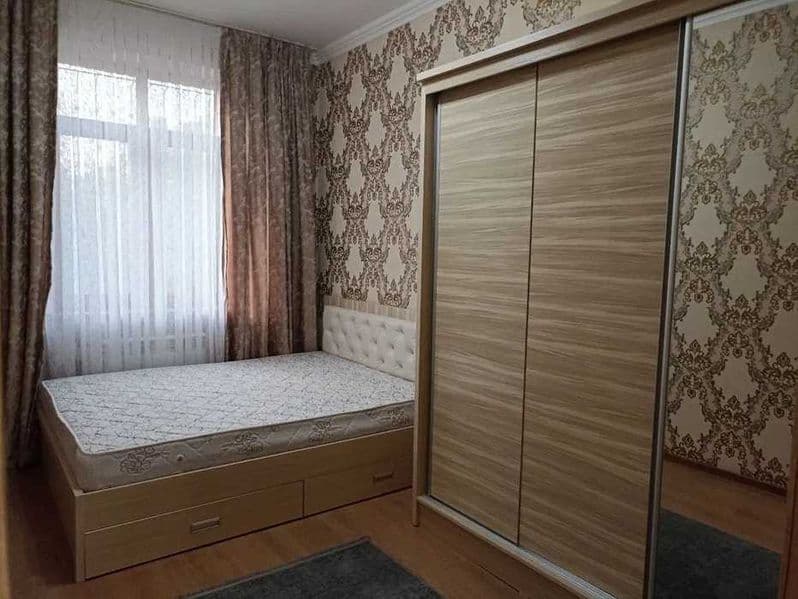 Район: Яккасарайский<br />
Адрес: аэропорт<br />
<br />
Комн — фото 2