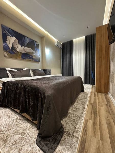 АРЕНДА <br />
Парк Бабура <br />
- 2 комнатная студия <br />