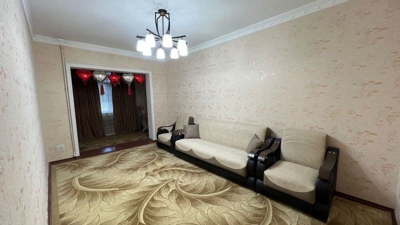 Сдаётся просторная и уютная квартира в Мирзо-Улугбекском рай