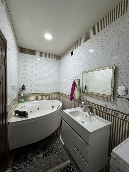 3 хонали дом (4 хона 3 хоналик қилинган) квартирага берилади